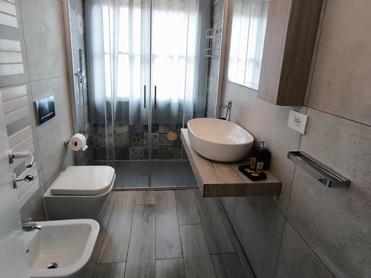 Casa Sara Como Lake Parcheggio Interno Privato Cernobbio Dış mekan fotoğraf