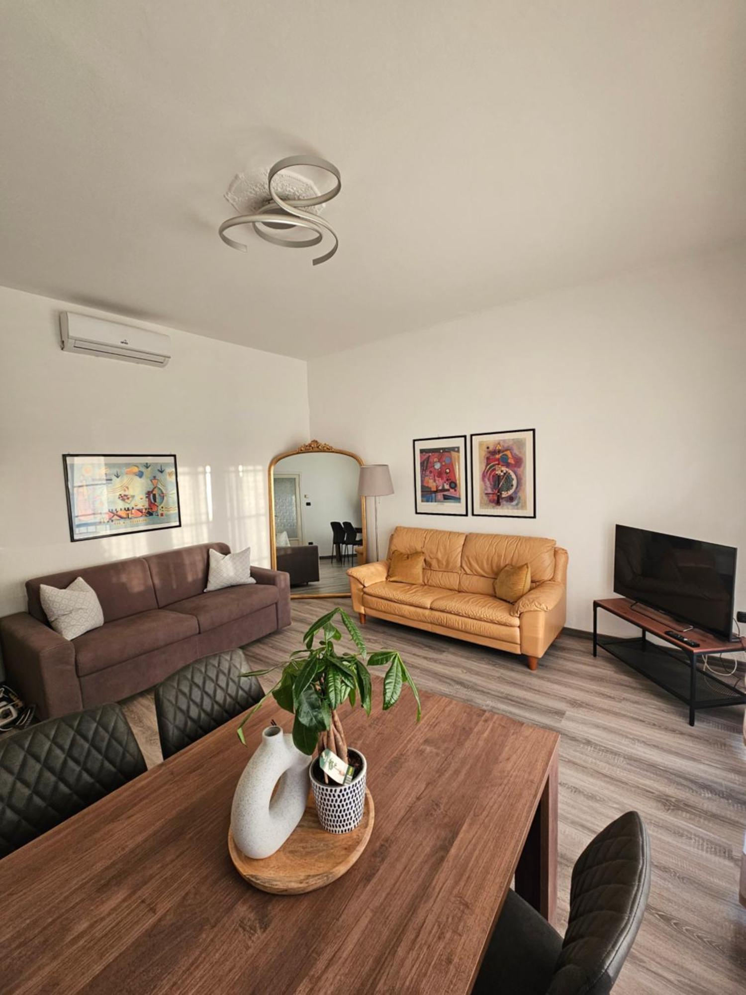 Casa Sara Como Lake Parcheggio Interno Privato Cernobbio Dış mekan fotoğraf