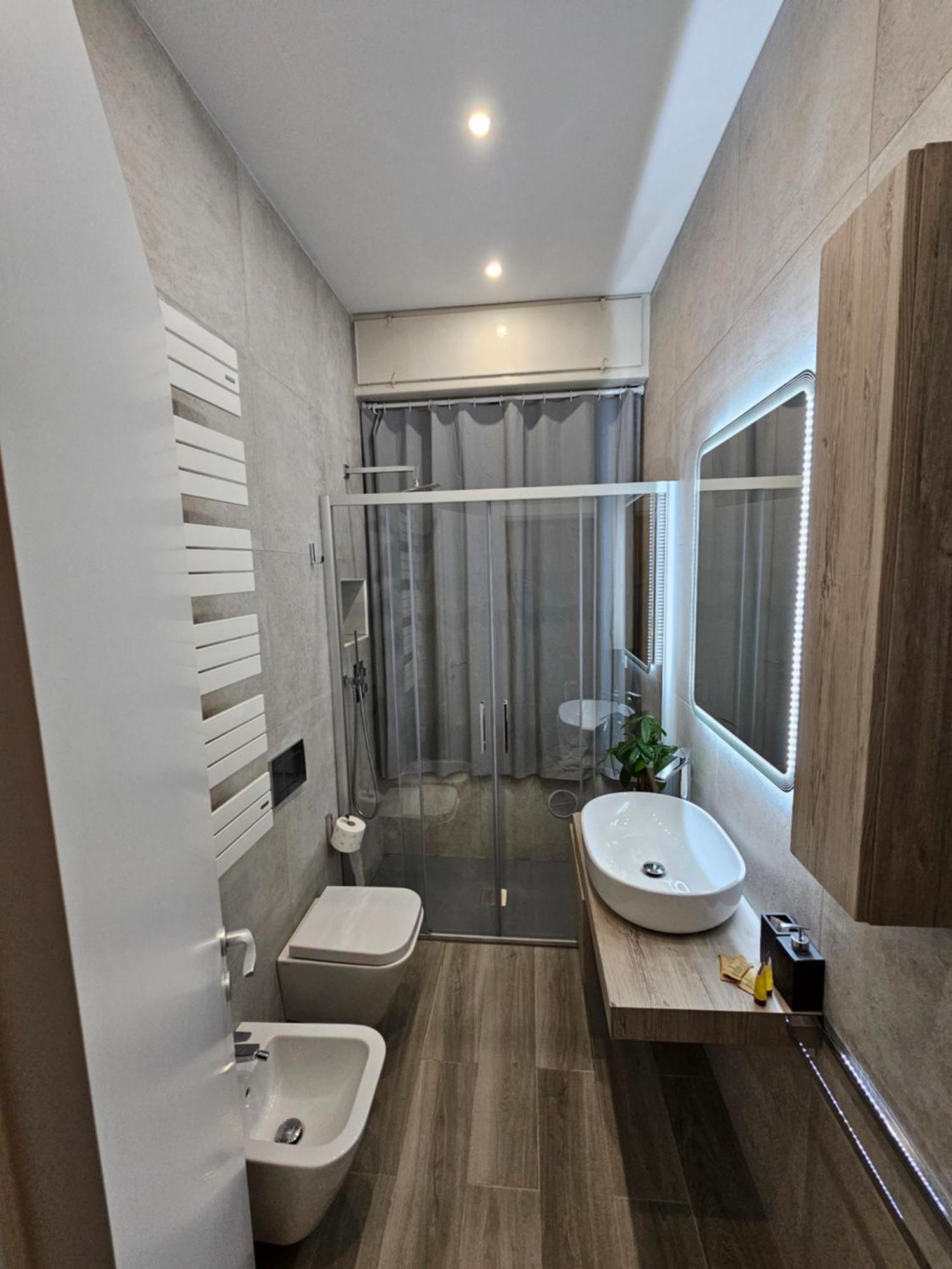 Casa Sara Como Lake Parcheggio Interno Privato Cernobbio Dış mekan fotoğraf